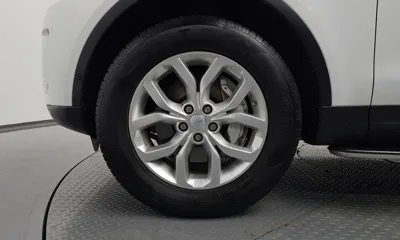 Land Rover Discovery 2019, 32967 км, за 32000000 KRW - фото 5