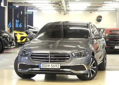 Mercedes-Benz E-Class · 2021 год