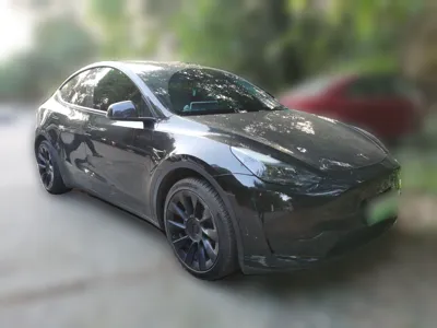 Tesla Model Y 2022, 77600 км, за 152985.74 CNY