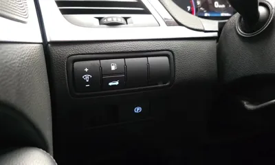 Hyundai Genesis 2016, 207528 км, за 6800000 KRW - фото 18