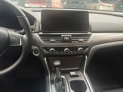 Honda Accord 2021, 33900 км, за 93300 CNY - фото 13