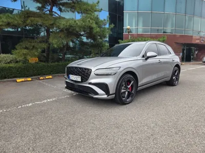 Genesis GV70 · 2025 год