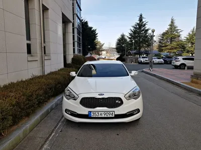 Kia K9 · 2013 год