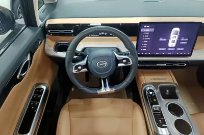 GAC Trumpchi E8 New Energy 2024, 83400 км, за 143299.06 CNY - фото 13