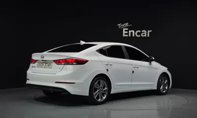 Hyundai Avante 2018, 122193 км, за 8900000 KRW