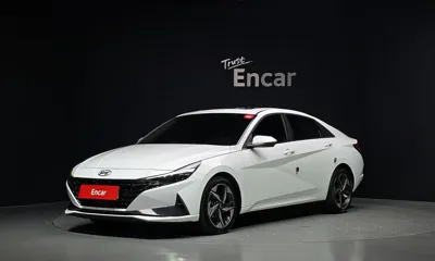 Hyundai Avante · 2022 год