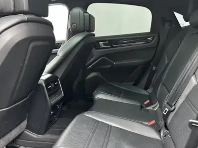 Porsche Cayenne 2023, 25000 км, за 558000 CNY - фото 11