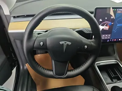 Tesla Model Y 2021, 125300 км, за 125600 CNY - фото 11