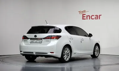Lexus CT200h 2012, 181156 км, за 11500000 KRW - фото 2