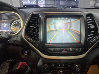 Jeep Cherokee 2015, 108264 км, за 9800000 KRW - фото 12
