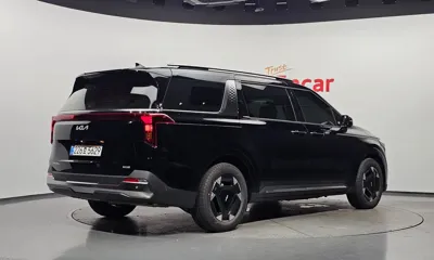 Kia Canival 2026, 3231 км, за 63800000 KRW