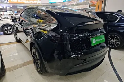 Tesla Model Y 2022, 65100 км, за 185156.29 CNY