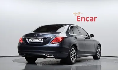 Mercedes-Benz C-Class 2016, 98412 км, за 12900000 KRW - фото 2