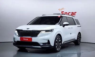 Kia Canival · 2021 год