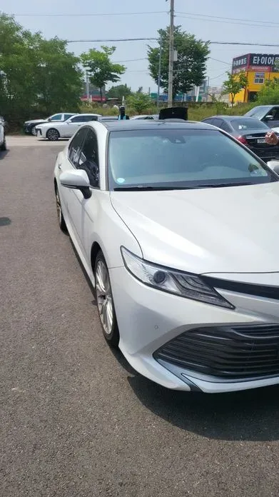 Toyota Camry 2019, 70748 км, за 26900000 KRW