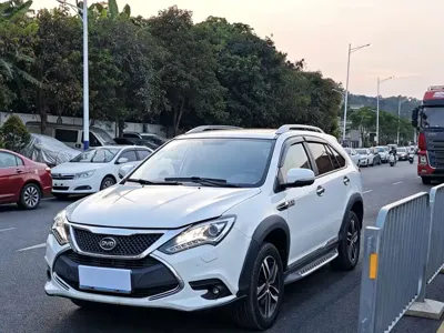 BYD Tang New Energy · 2016 год