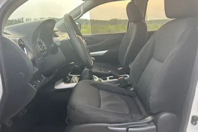 Nissan Navara 2019, 72800 км, за 67677.86 CNY - фото 19
