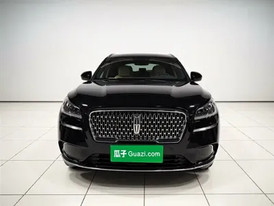 Lincoln Corsair 2021, 48700 км, за 89900 CNY