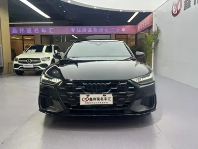 Audi A7L 2024, 28000 км, за 295800 CNY