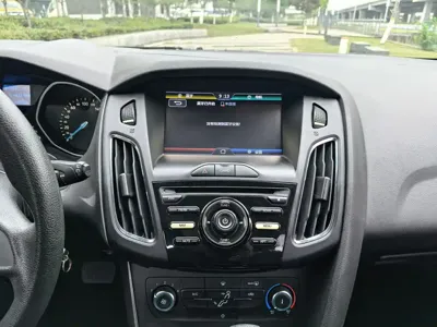 Ford Focus 2016, 80000 км, за 22799 CNY - фото 16