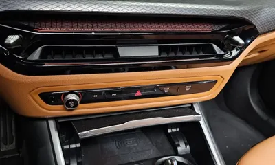BMW 3-Series 2025, 8836 км, за 50990000 KRW - фото 35