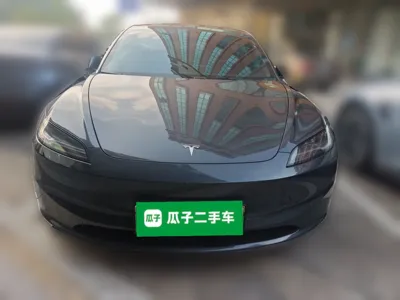 Tesla Model 3 2025, 11500 км, за 195353.24 CNY