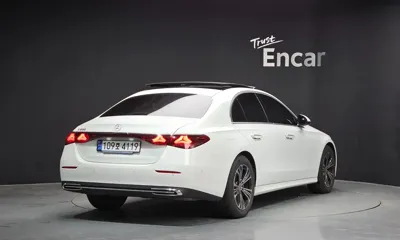 Mercedes-Benz E-Class 2025, 8400 км, за 75050000 KRW