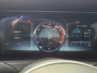 Mercedes-Benz S-Class 2018, 174311 км, за 37000000 KRW