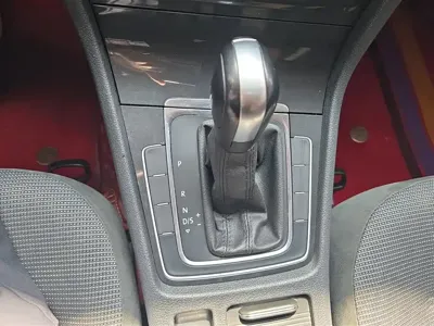 Volkswagen Golf 2018, 96400 км, за 50800 CNY - фото 16