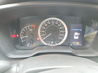Toyota Corolla 2022, 88300 км, за 69876.33 CNY - фото 8