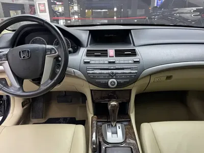 Honda Accord 2008, 150000 км, за 17800 CNY - фото 12