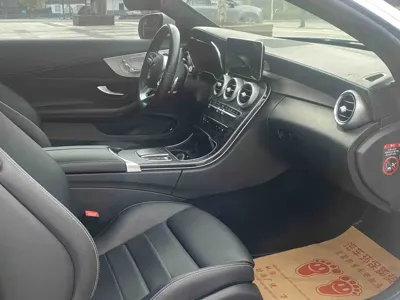 Mercedes-Benz C-Class (Import) 2021, 60000 км, за 159800 CNY