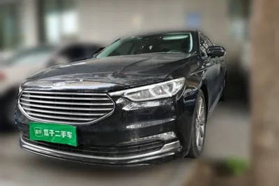 Ford Taurus · 2019 год