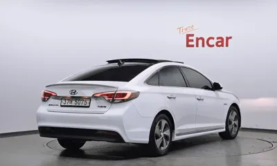 Hyundai Sonata 2017, 121980 км, за 11990000 KRW