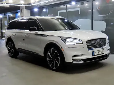 Lincoln Aviator · 2020 год