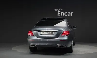 Mercedes-Benz E-Class 2017, 159513 км, за 18900000 KRW