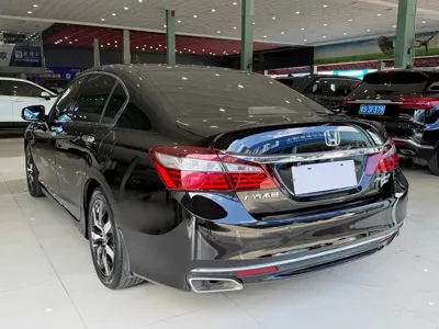 Honda Accord 2016, 95000 км, за 52800 CNY - фото 14