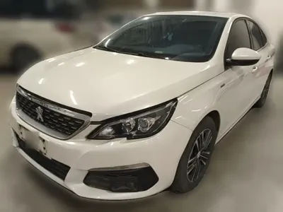 Peugeot 308 · 2020 год