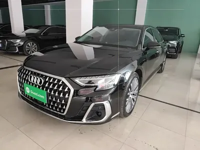 Audi A8 · 2023 год