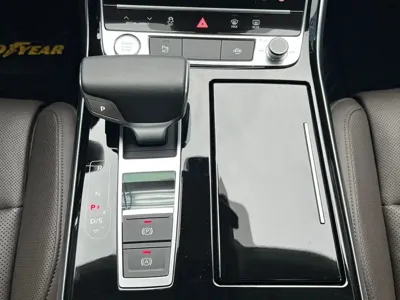 Audi A8 2019, 68000 км, за 348000 CNY - фото 16