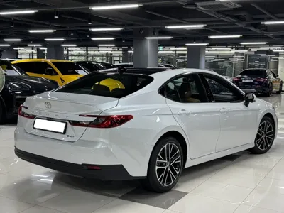 Toyota Camry 2026, 9 км, за 54800000 KRW