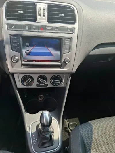 Volkswagen Polo 2016, 133000 км, за 6200000 KRW - фото 9