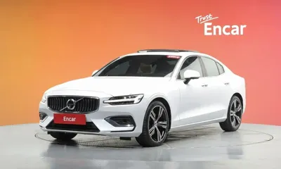 Volvo S60 · 2021 год