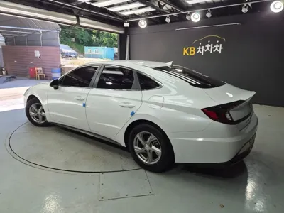 Hyundai Sonata 2020, 159968 км, за 9900000 KRW