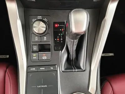 Lexus NX 2019, 69900 км, за 110900 CNY - фото 14