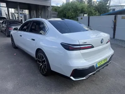 BMW 7-Series 2024, 71321 км, за 98500000 KRW