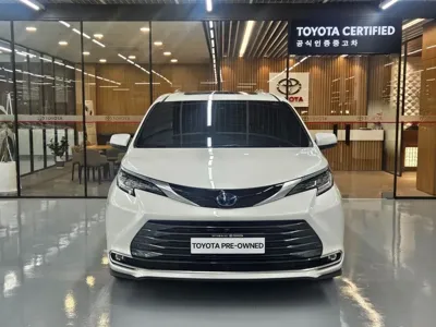 Toyota Sienna 2021, 116289 км, за 42500000 KRW