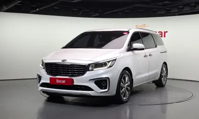 Kia Canival · 2019 год
