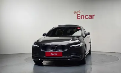 Volvo S90 2023, 42296 км, за 43500000 KRW