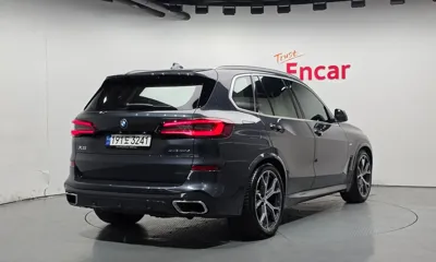 BMW X5 2022, 24728 км, за 87500000 KRW